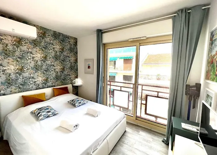 Le Meissonnier Bright With Terrace Apartment *