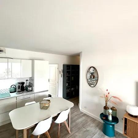 Le Meissonnier Bright With Terrace Antibes