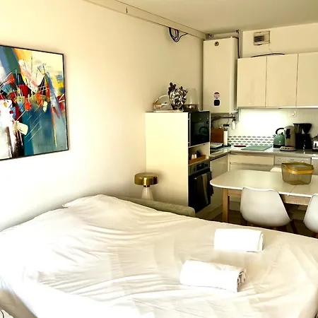 Le Meissonnier Bright With Terrace