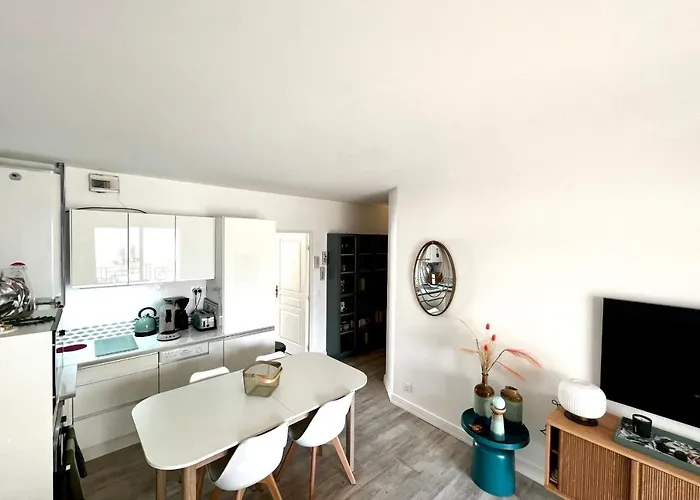 Le Meissonnier Bright With Terrace Antibes