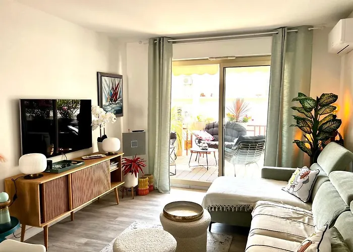 Le Meissonnier Bright With Terrace Apartment *