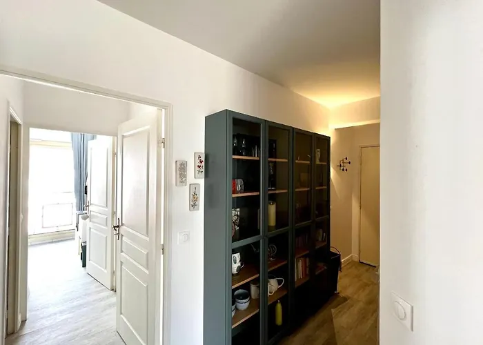 Le Meissonnier Bright With Terrace Apartment *